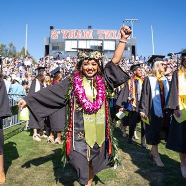 An undergrad in the beginning of commencement ceremony