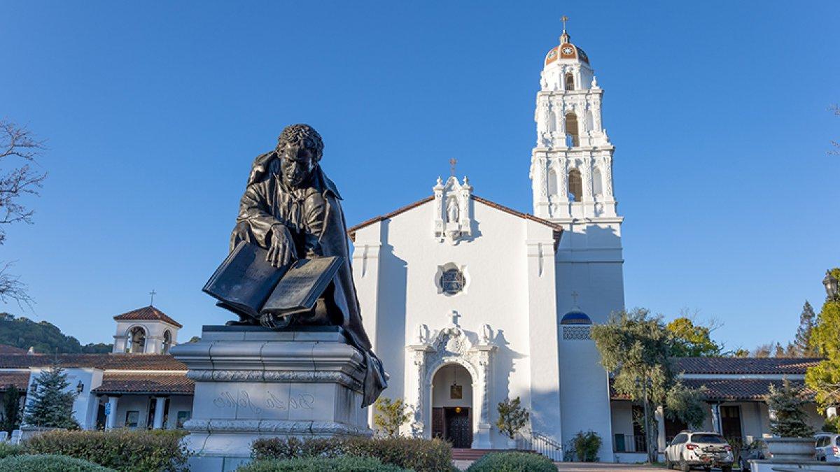 Statue of De La Salle in front of the Chapel